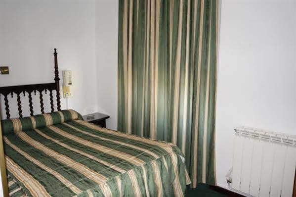 Hostal La Numantina Λογκρόνο Εξωτερικό φωτογραφία